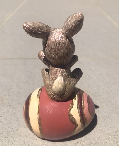 Vintage Hand Printed Easter Bunny Rabbit Figurine Ornament Decor Animal Statue - Picture 2 of 4