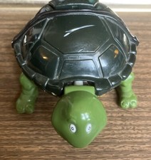 Vintage Teenage Mutant Hero Turtles Mini Kanalisation. Einige Waffen/Figuren fehlen