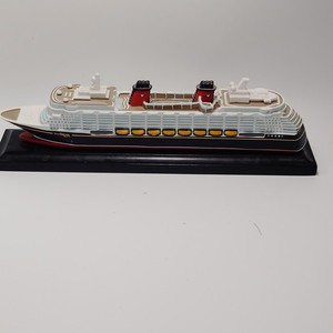 Disney Dream Model | eBay