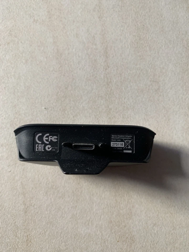 Microsoft OEM Stereo Headset Adapter For Xbox One Adattatore Cuffie - Immagine 2 di 3