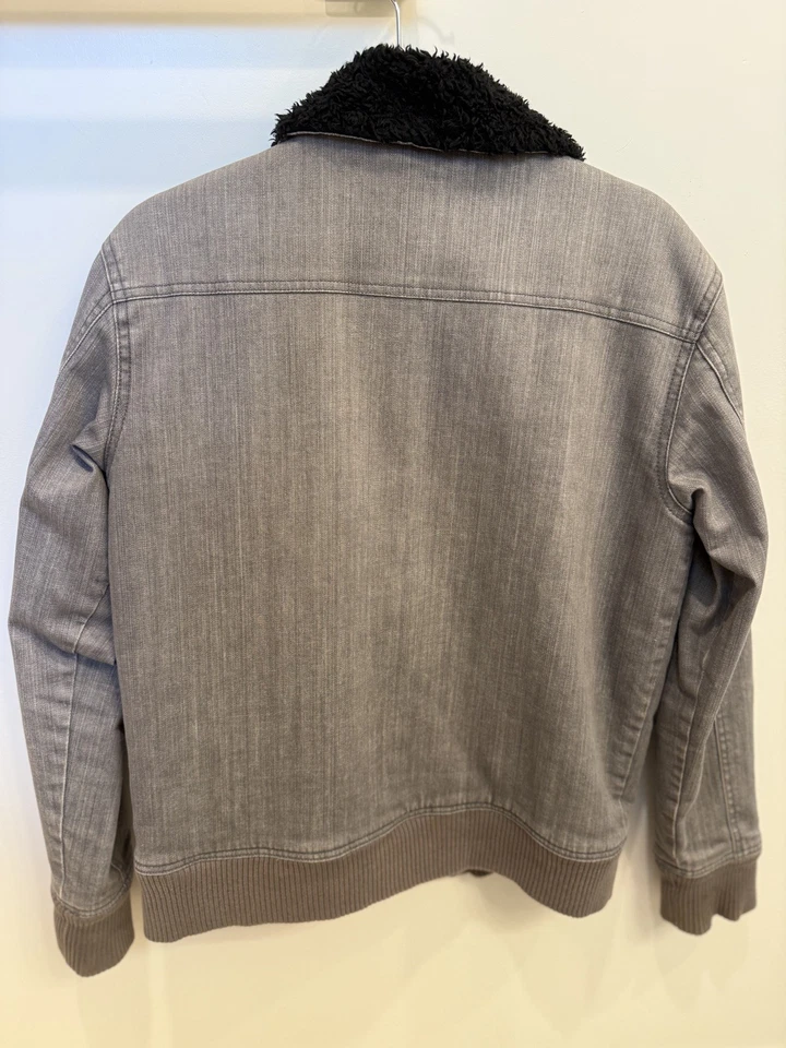 RVCA Men's Black Bomber Denim Sherpa Lined Jacket Size Medium - Image 2 of 3