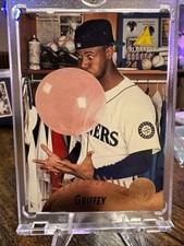 Ken Griffey Jr #128 Bubble Gum Card 1995 Pinnacle Mariners HOF