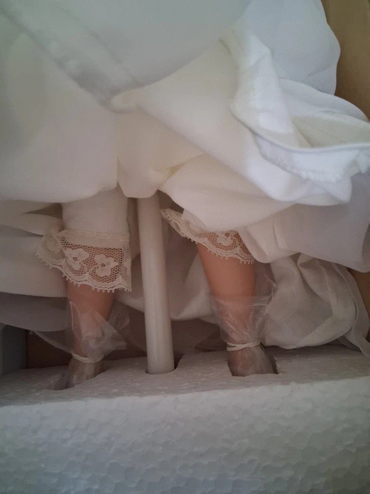 Фарфоровая кукла Ashton Drake «Summer Dream» 21» оригинальная коробка 1997 - Изображение 4 из 4