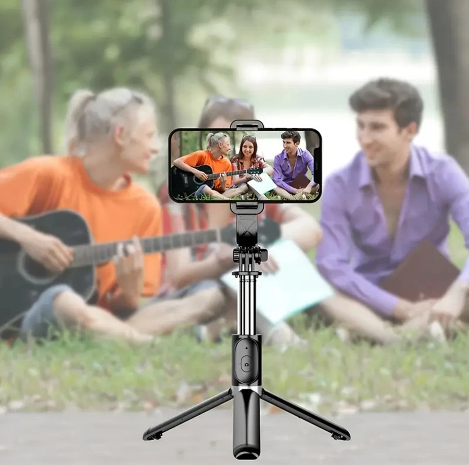 40 Inch Extendable Phone Selfie Stick & 360 Tripod Designed For Vlogging - Image 4 of 4