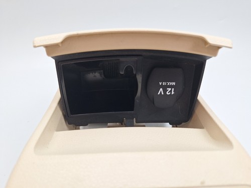 MERCEDES CLA250 CLA W117 2015 HALTER A1766801050 ASHTRAY CENTER KONSOLE - 第 4/13 張圖片