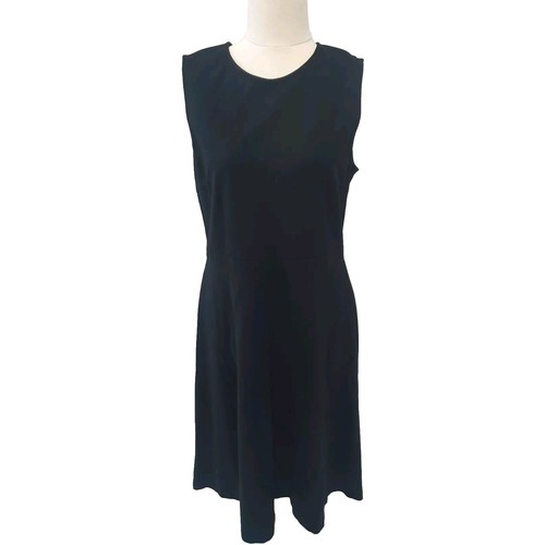 UNI QLO Size M Black Stretch Sleeveless Knee Length Dress