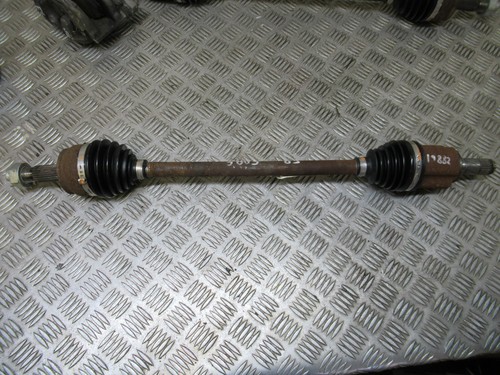 ANTRIEBSWELLE VORNE RECHTS FÜR FIAT 500e STANDARD 332 EV MK1 2024 REF19882