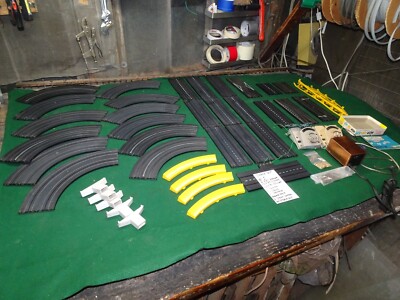 100 pc+ Lot Vintage Aurora Model Motoring Slot Car Track Accessories  Daredevil