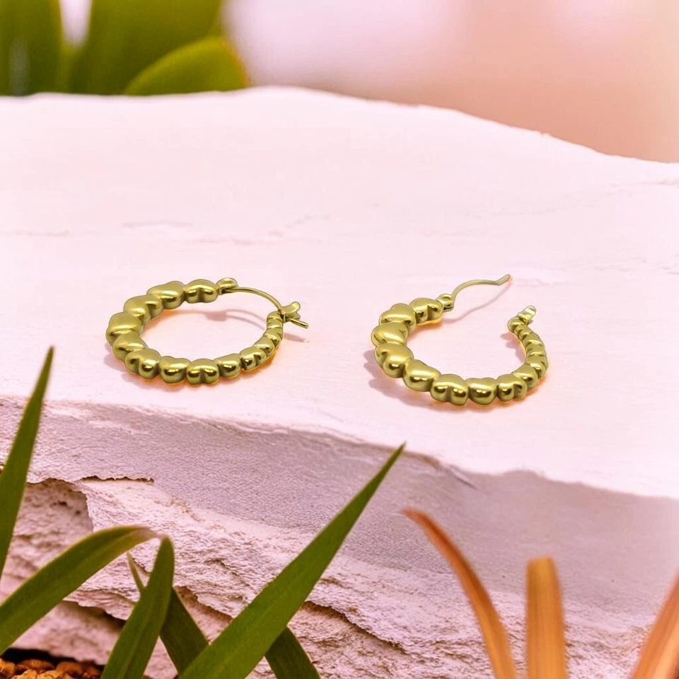 Heart Round Hoop Womens Earrings, 18K Gold Plated Fashion Design Jewellery. - Image 3 of 4