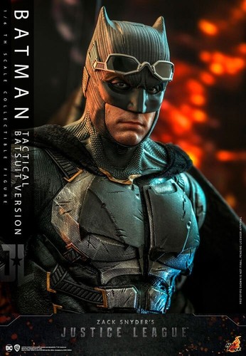 1:6 Hot Toys Zack Snyder`s Justice League Figura Batman Tactical Batsuit Version - Imagen 4 de 7