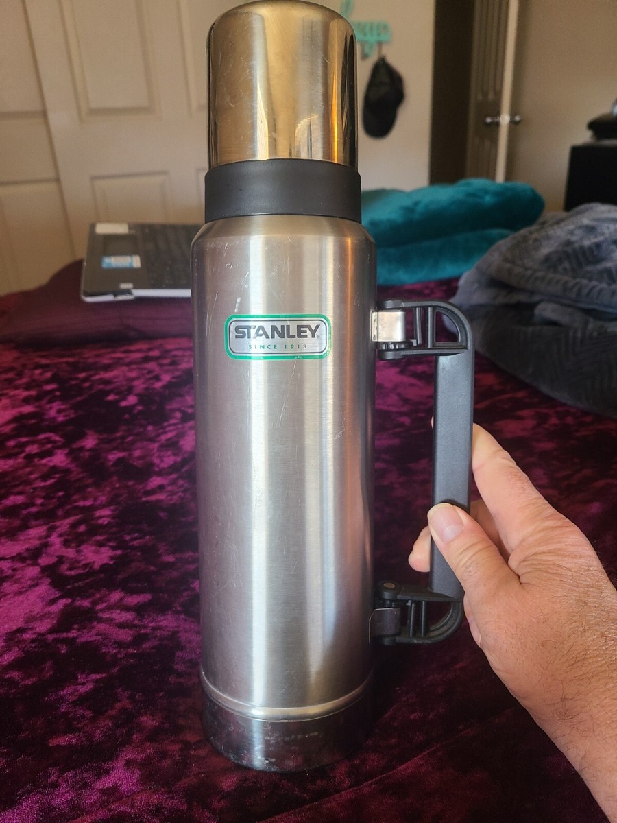 Stanley Thermos Quart Liter Vacuum Bottle Vintage, VERY