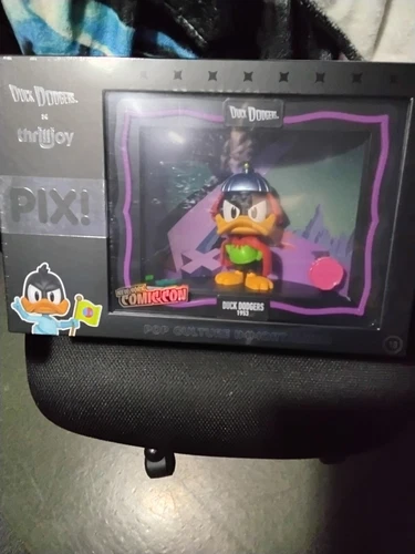 Thrilljoy Duck Dodgers CHASE 