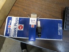Vintage Set Of 8 NOS GM AC R42XLS Spark Plugs 5613100 Made In USA BLOW OUT SALE