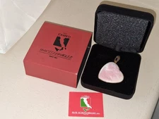 New M+M Scognamiglio Italy Pink Shell Cameo 14K Yellow Gold Heart Pendant Charm