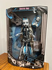 Monster High Reel Drama Frankie Stein Figure NEW IN HAND SHIPS FAST