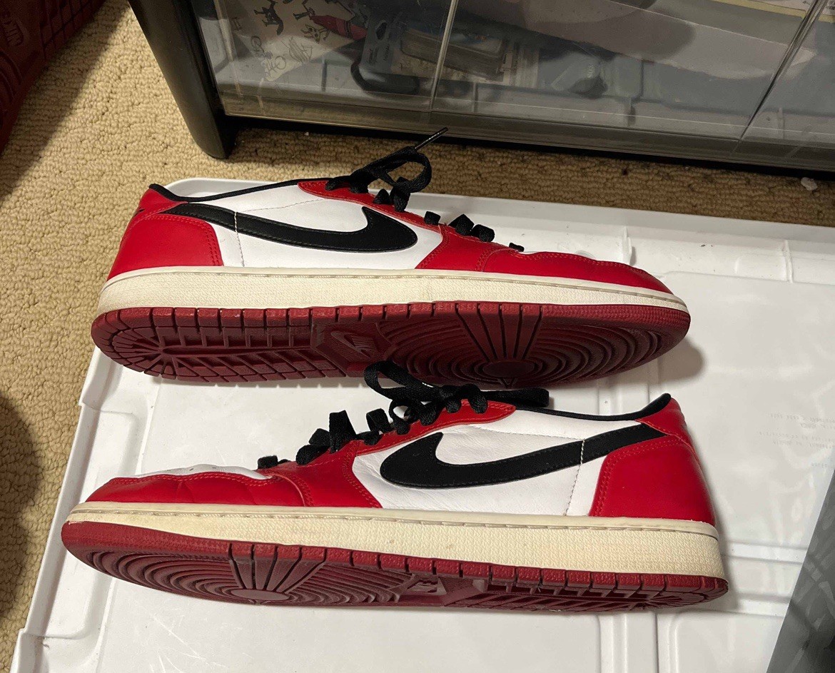 2016 Nike Air Jordan 1 Retro Low OG Chicago 705329 600 Red Black