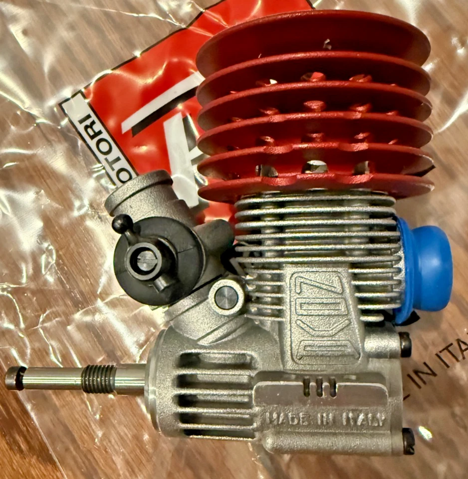 Novarossi Gimar S12 Slide Carb SG Shaft Ceramic .12 5 Port Touring Car Engine - Image 4 of 4