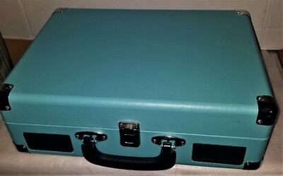 Innovative Technology Model ITVS-550 3-Speed Vintage Suitcase
