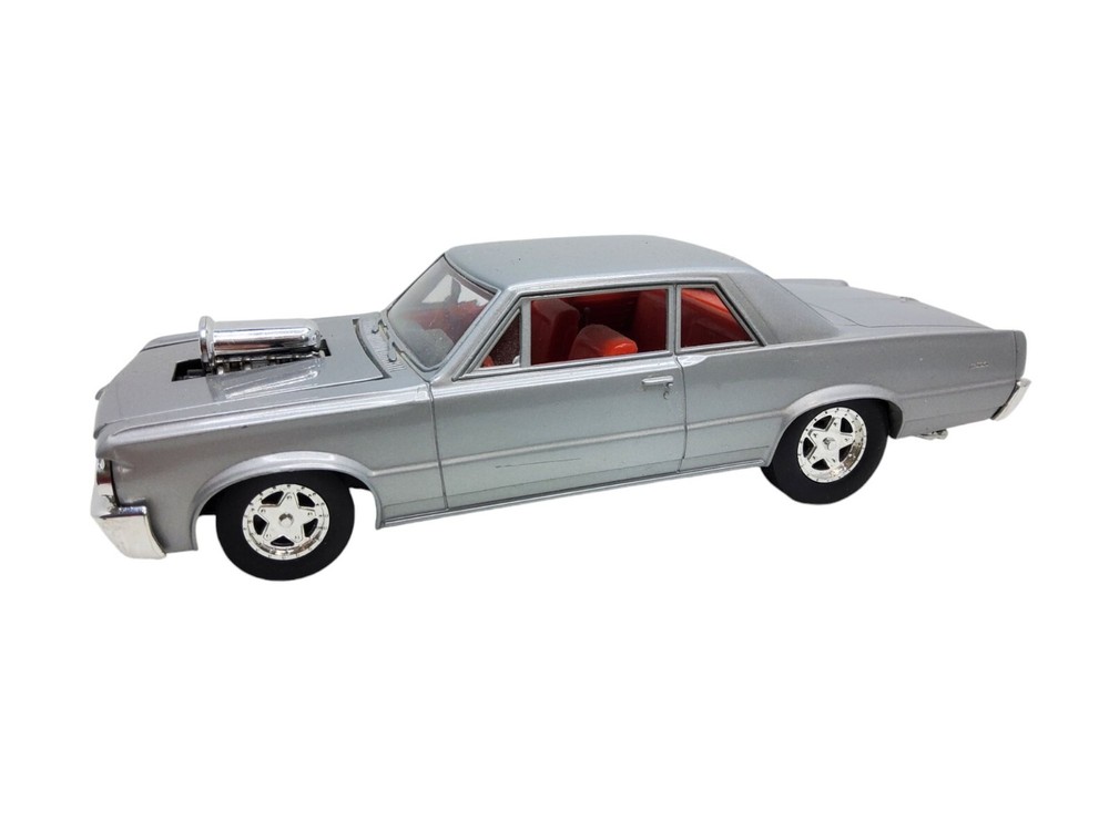 vintage racing champions 1964 pontiac gto die cast 1/18th scale model