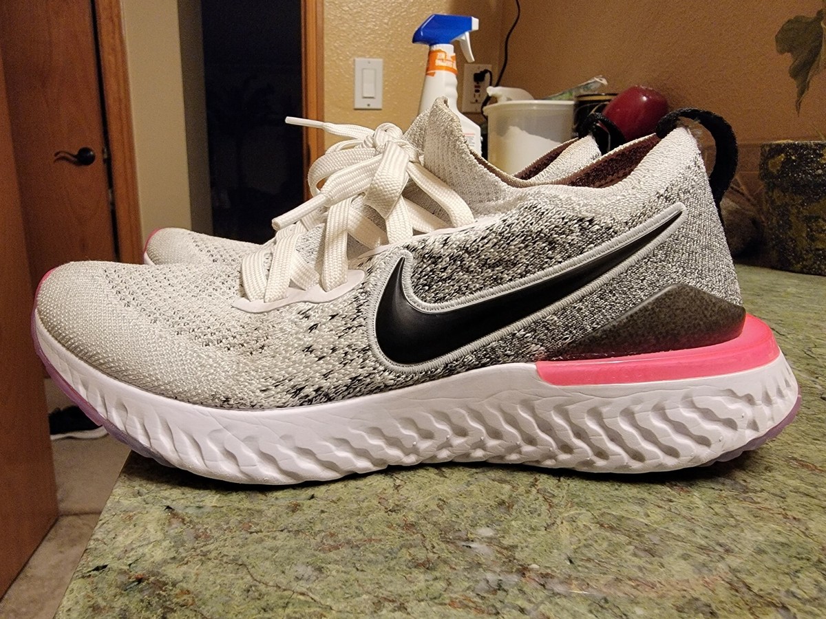 nike epic react flyknit 2 hyper pink