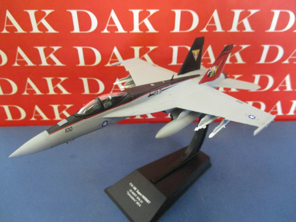 Die cast 1/100 Modellino Aereo Aircraft Boeing F/A-18E Super Hornet Tomcatters - Immagine 2 di 4