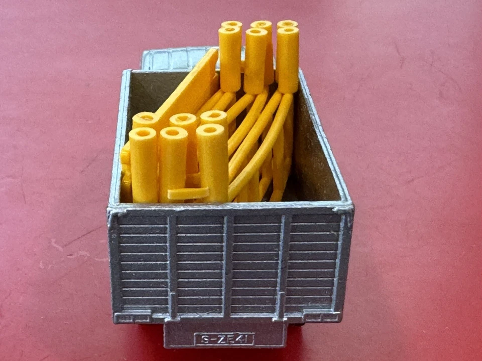 Matchbox 11d Mercedes-Benz Scaffold Truck - Image 4 of 4