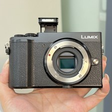Panasonic Lumix DC-GX9 20.3MP Mirrorless Camera Body Only Wi-Fi & Bluetooth