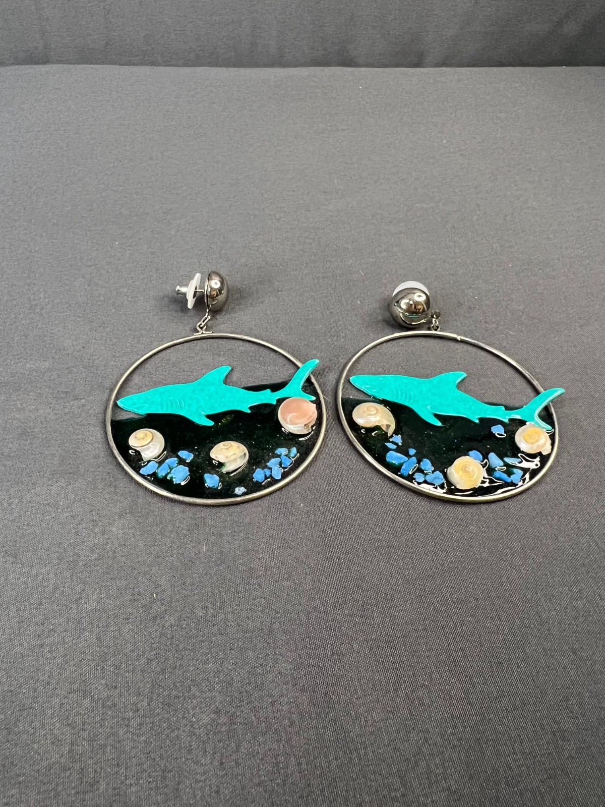 Shark Earrings Round Dangle Unique - image 2