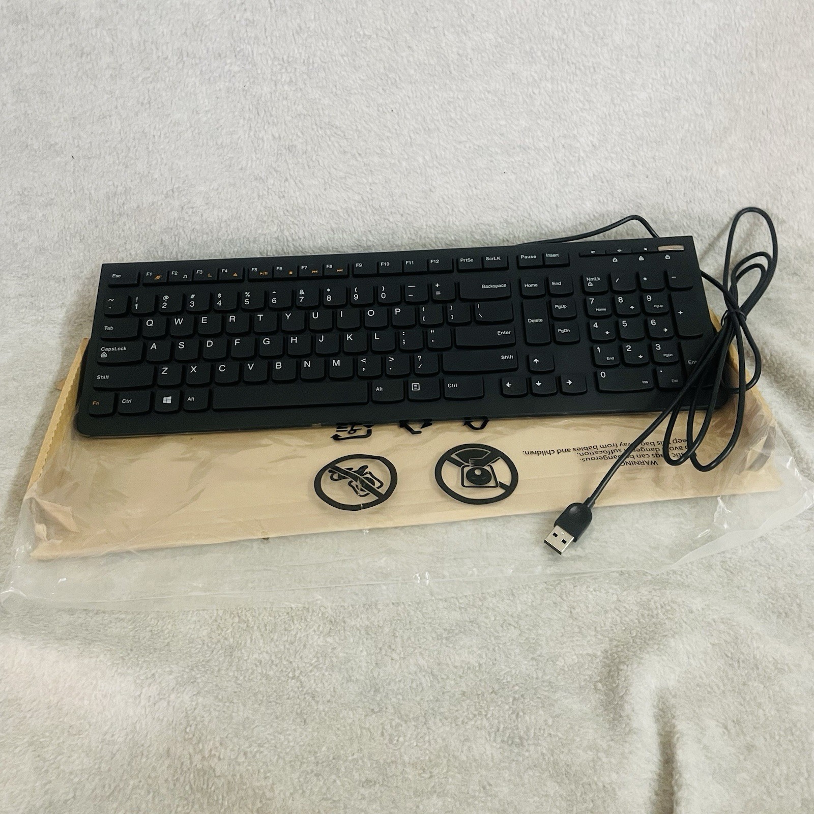 Lenovo KB4721 USB Low Profile Keyboard Full Size W/ 10 Key