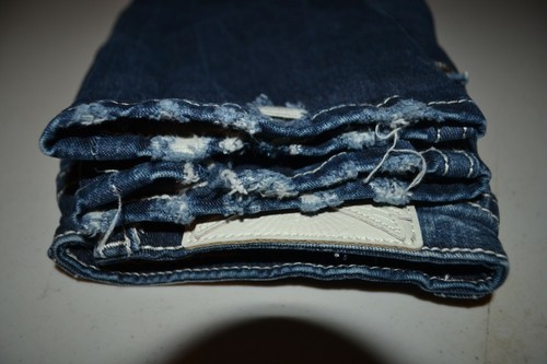 Miss Me Girls Low Rise Straight No Pocket Flaps Distressed Blue Jeans Sz 24x31.5 - Picture 12 of 12