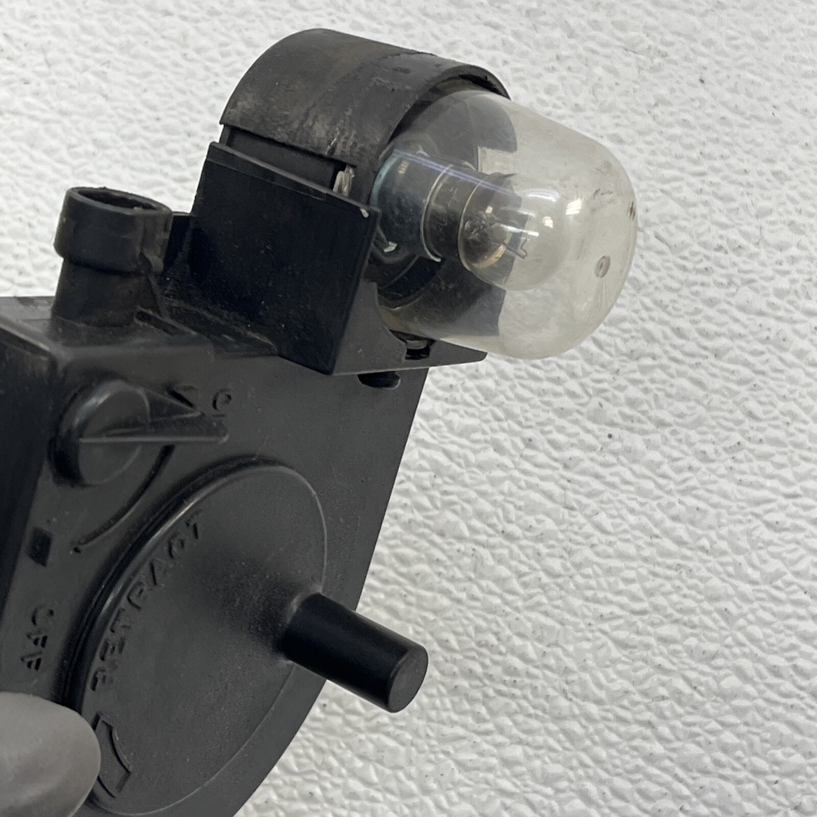 8896 Chevy Silverado GMC Truck Suburban Under Hood Retractable Light