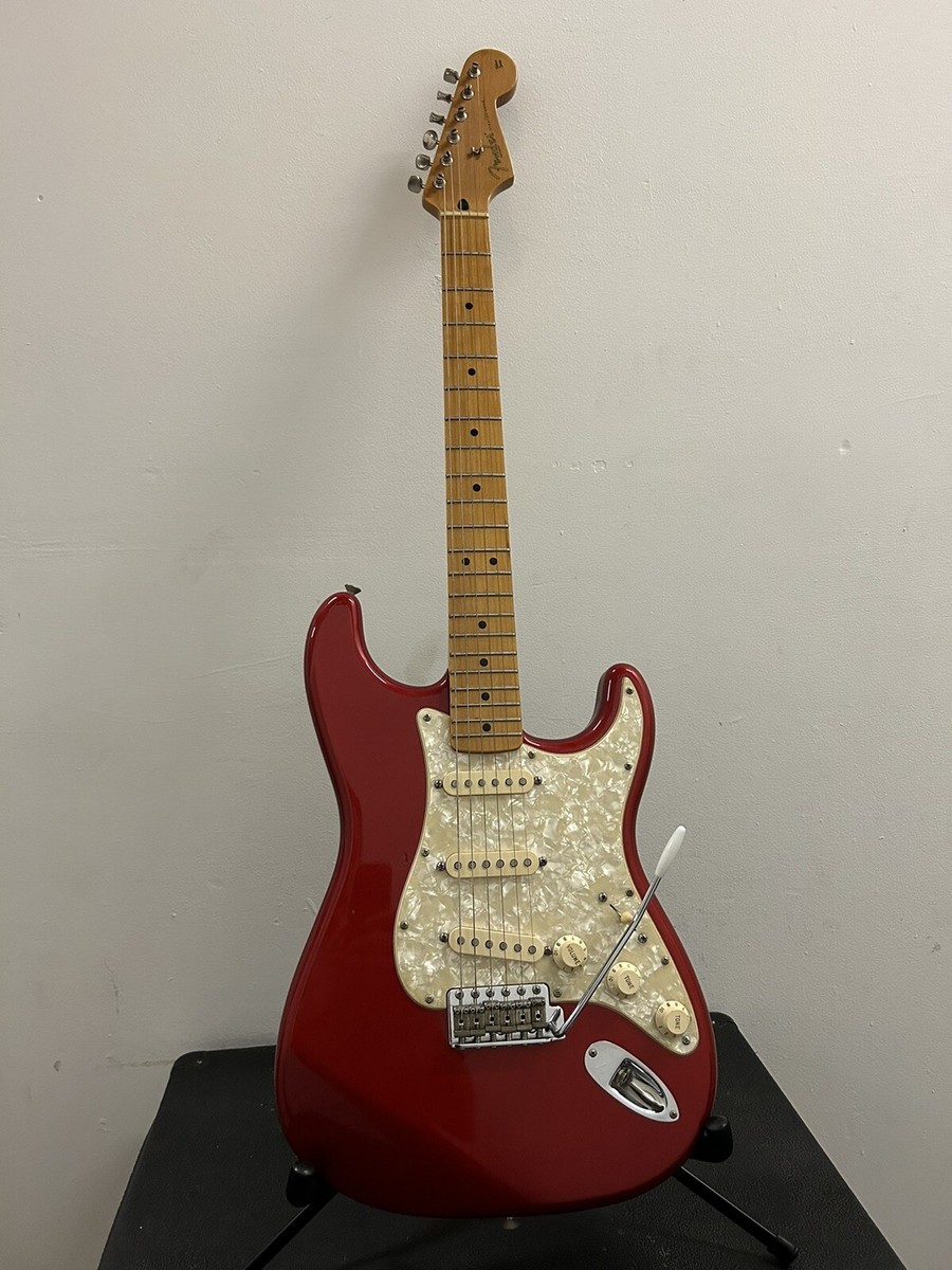2000 Fender Mexico Deluxe Series Powerhouse Strat Candy 2000 Fender Mexico Deluxe Series Powerhouse Strat Candy