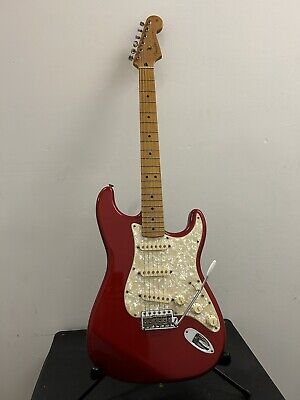 2000 Fender Mexico Deluxe Series Powerhouse Strat Candy 2000 Fender Mexico Deluxe Series Powerhouse Strat Candy