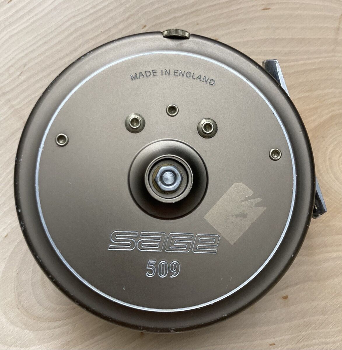 Sage 509 Fly Reel with Suede Pouch. 2 Spare Reels Made In Sage 509 Fly Reel with Suede Pouch. 2 Spare Reels Made In