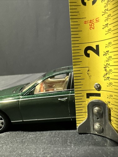 Maybach 62 Caspian Green Auto Art Diecast Car 1/43 Scale Red - Picture 13 of 13