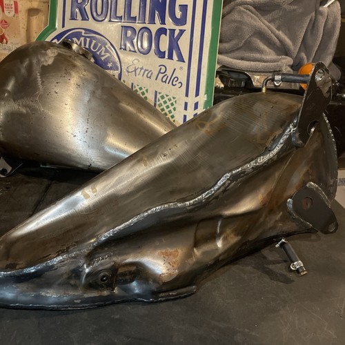 OEM Harley Shovelhead 3.5 Gallon HD Super-Glide left/right Tank Original - Picture 7 of 24