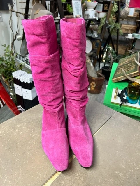 VINTAGE SLOUCH boot 80s flat boot pointy toe knee high magenta fuchsia