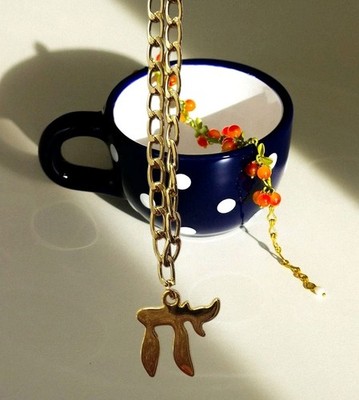 JUDAISM DESIGNER UNIQUE BOUTIQUE CHAI''LONG LIFE'' TITANIUM GOLD NECKLACE