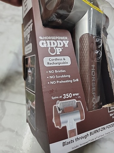 Horsepower GIDDY UP BRISTLE-FREE SPINNING GRILL BRUSH, Cordless & Rechargeable - Picture 4 of 8