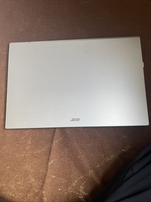 Acer Aspire 3 A315-63-37BC Laptop 15 6 SSD Gut Zustand Windows 11