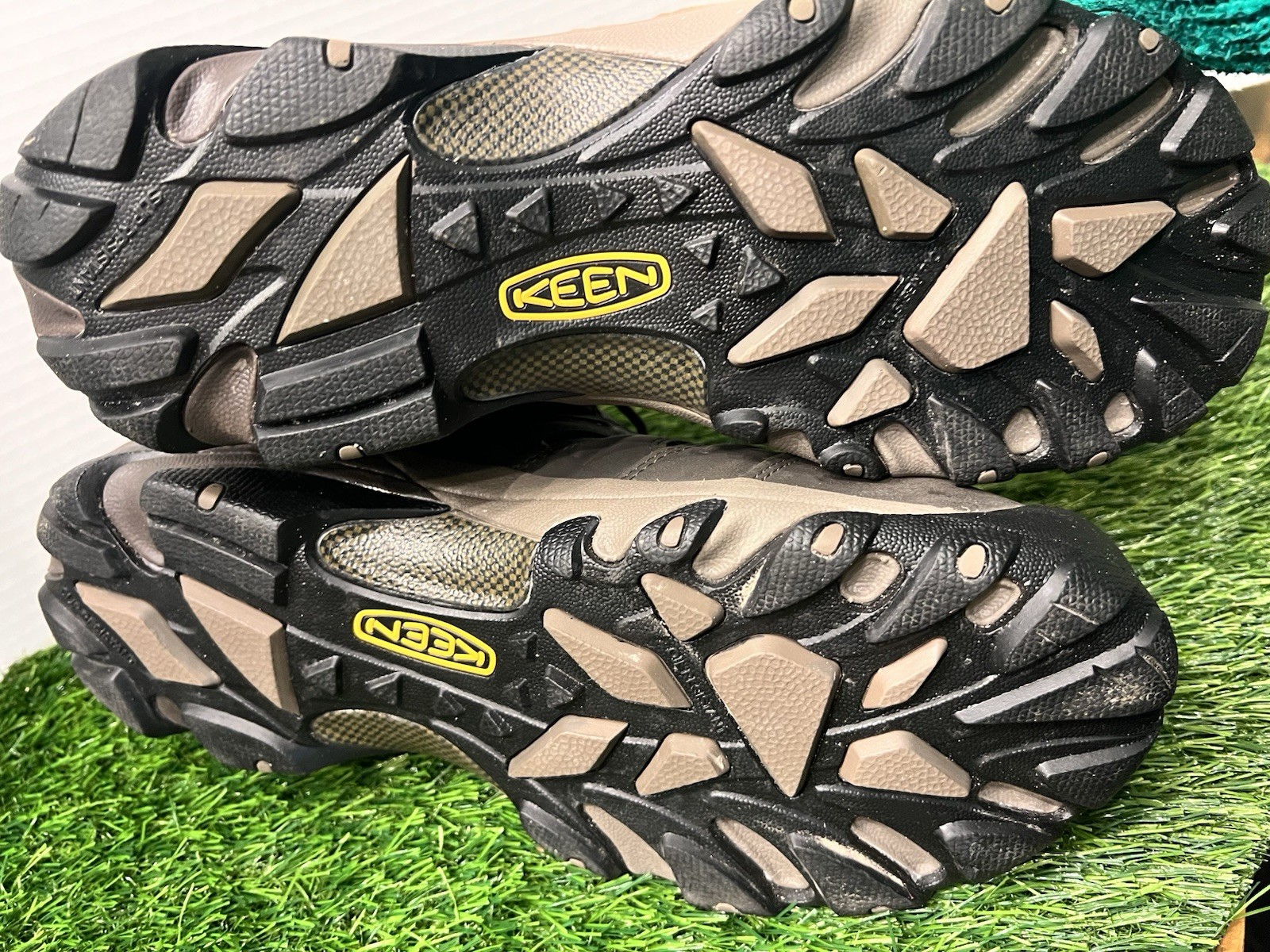 Scarpe Keen Uomo Basse Lansing Punta Acciaio Impermeabili Trail Escursionismo Marrone 12 CEE Ottime Condizioni