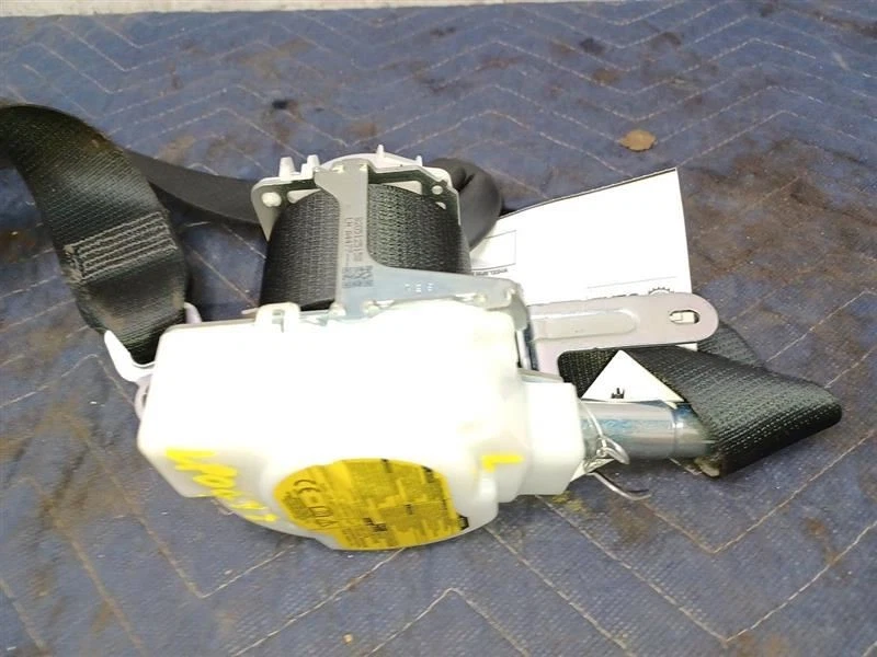 安全带前桶 VIN F 第 5 位驱动器退刀器 适合 13-18 RAV4 2699545 — 第 2/4 张图片