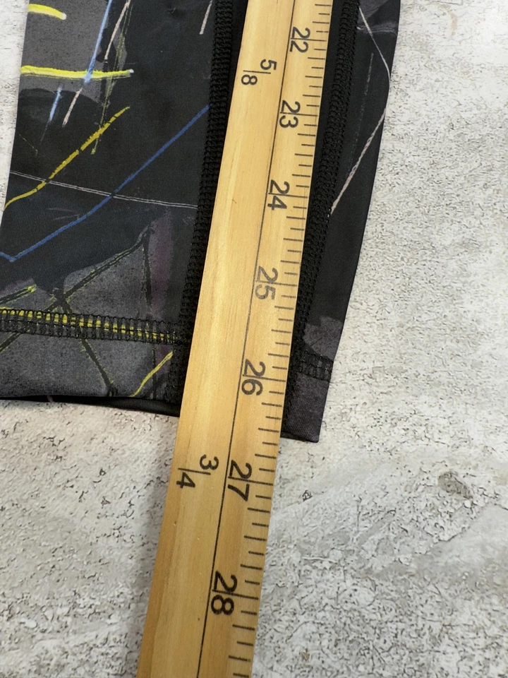 Leggings Alala para mujer medianos negros estampado dentado tiro alto yoga pantalones deportivos Foto 2 de 4