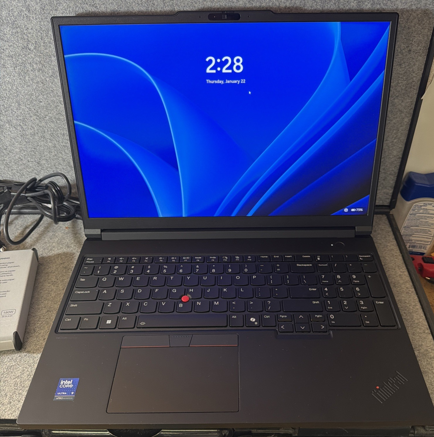 ThinkPadP16Gen3,Ultra9285HX,RTX4000Blackwell,3.2KOLEDTouch,128GBRAM+2TB