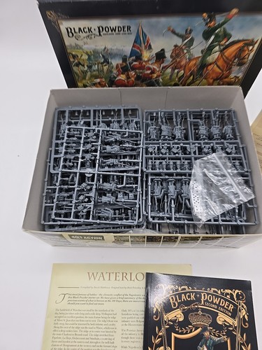 Black Powder - Waterloo Starter Set - 28mm Scale by Warlord Games neuwertig  - Bild 3 von 3