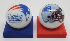 Set of 2 New England Patriots Glass 1" Logo Marbles w/ Stands