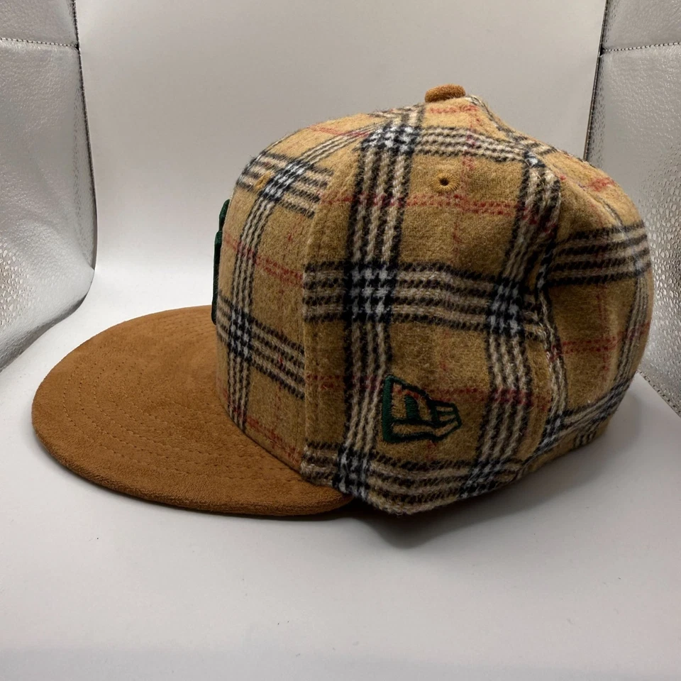 New Era 59Fifty New York Yankees Colección Burberry Sombrero Ajustado a Cuadros Talla 7 5/8 Foto 2 de 4