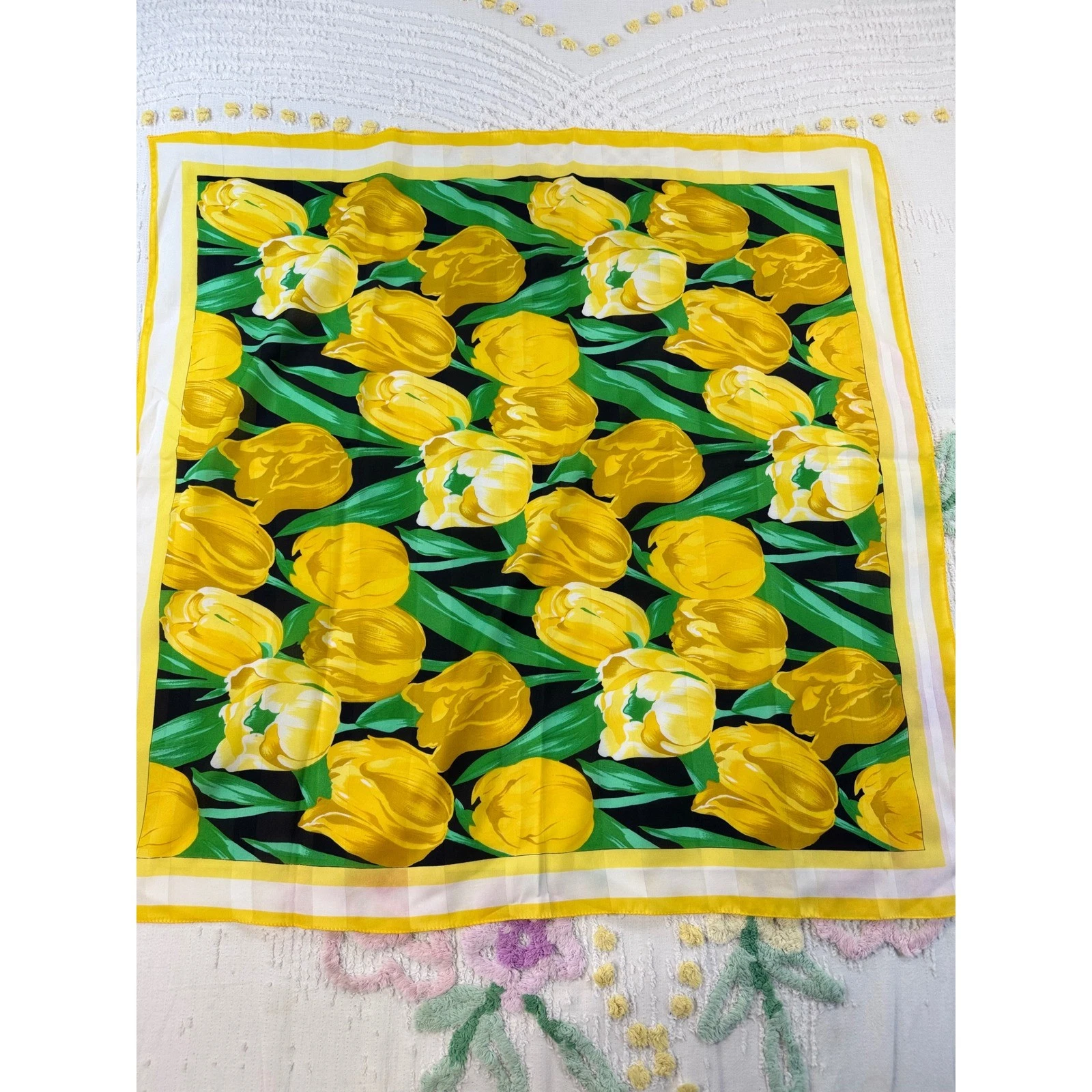 Vintage Yellow Tulip Floral Square Scarf Black Green Botanical Head Wrap 29x29
Opens in a new window