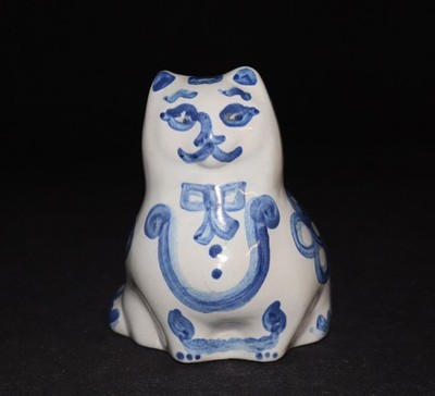 MA HADLEY BLUE DECORATED CAT #1