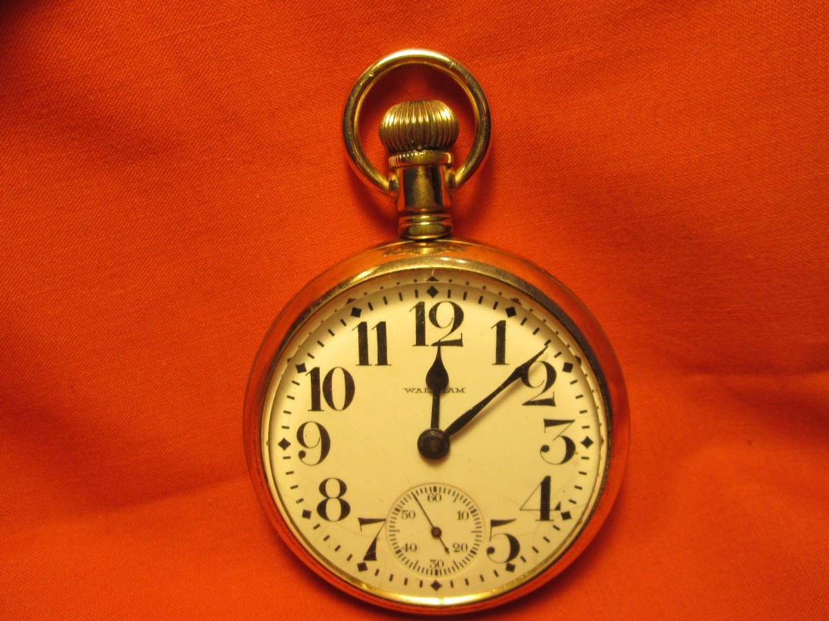 Antique, Men’s Waltham Railroad Dial 1883 Model Pocket Watch with 17 Jewels!